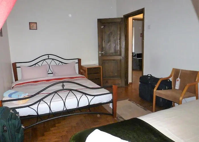 Guest house Seven Fridays *